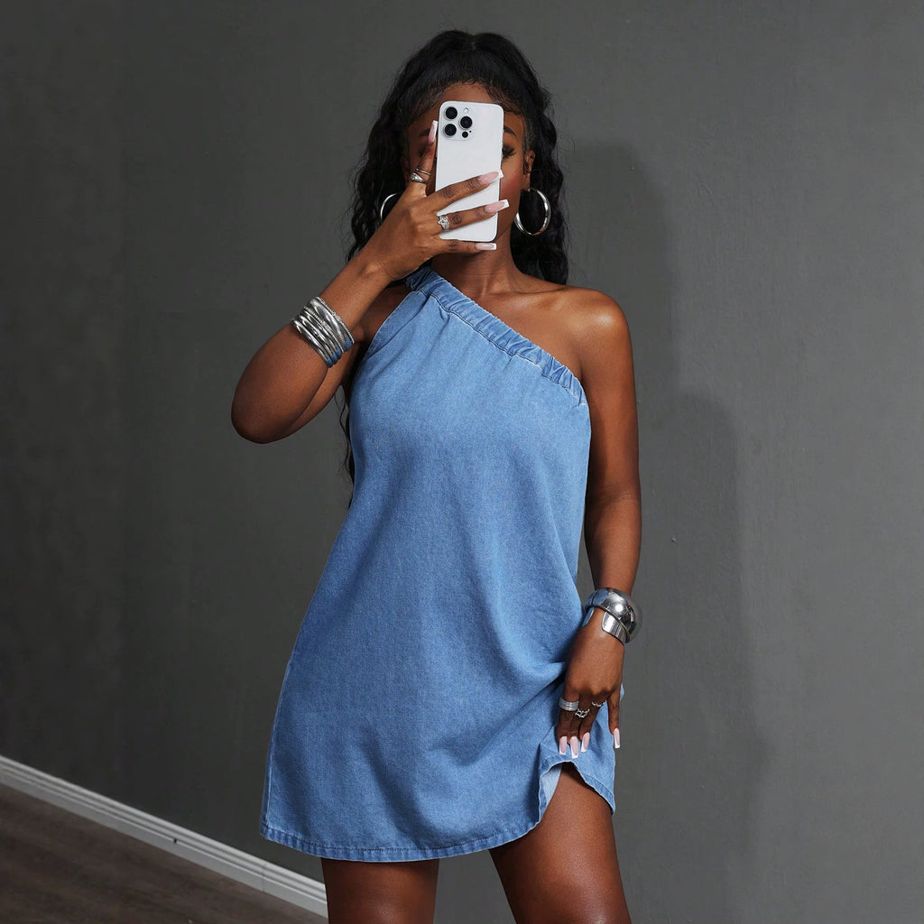 Sleeveless loose denim dress