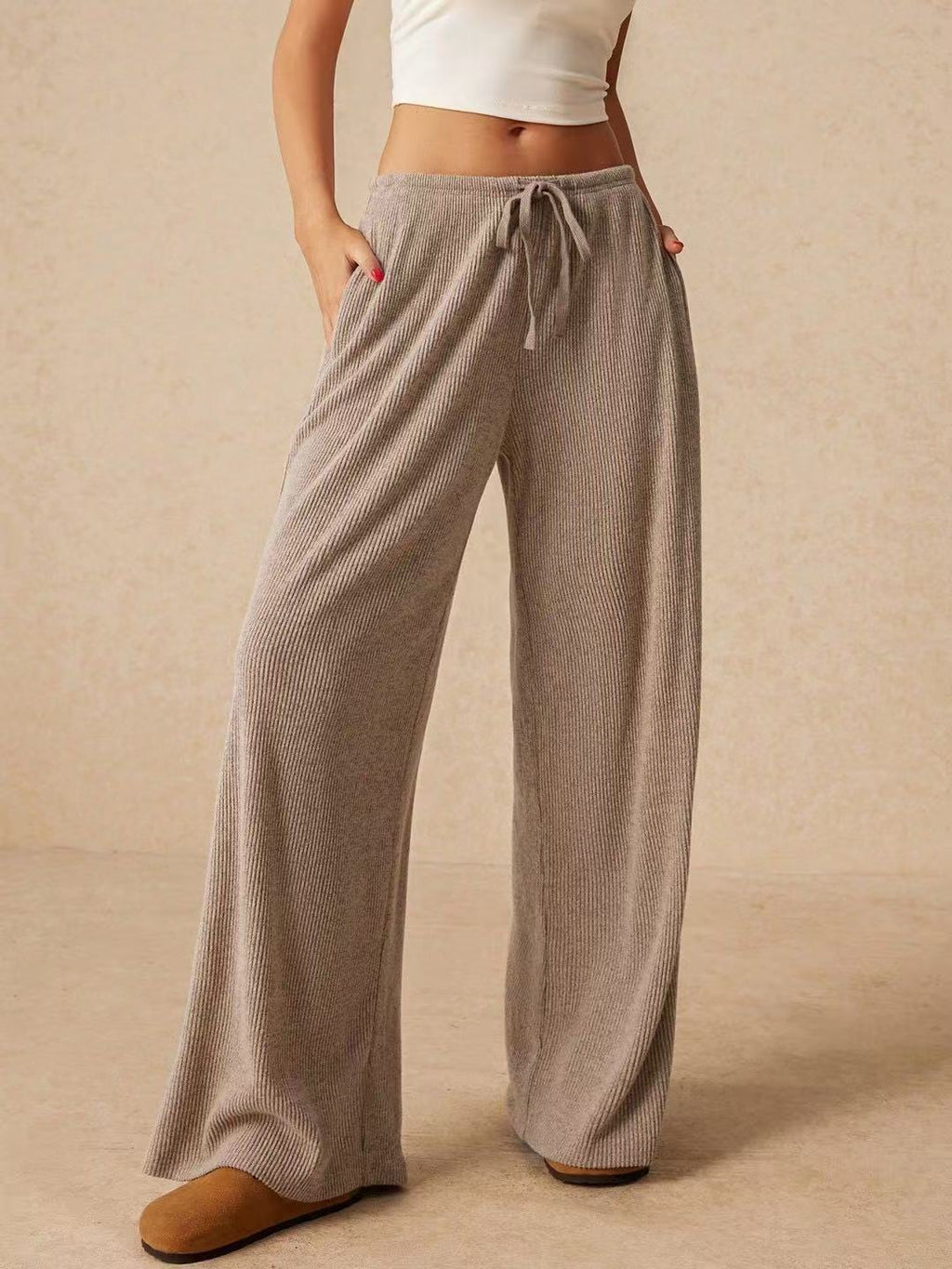 🤎✨ **Everyday Wide-Leg Comfort Pants 🌸👖**