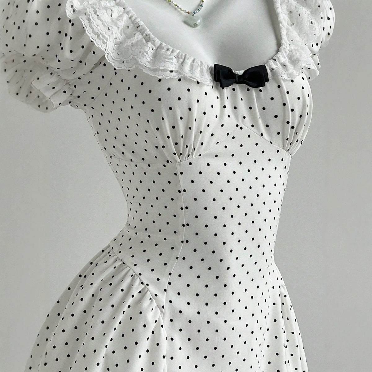 Wave dot bubble sleeve bow dress