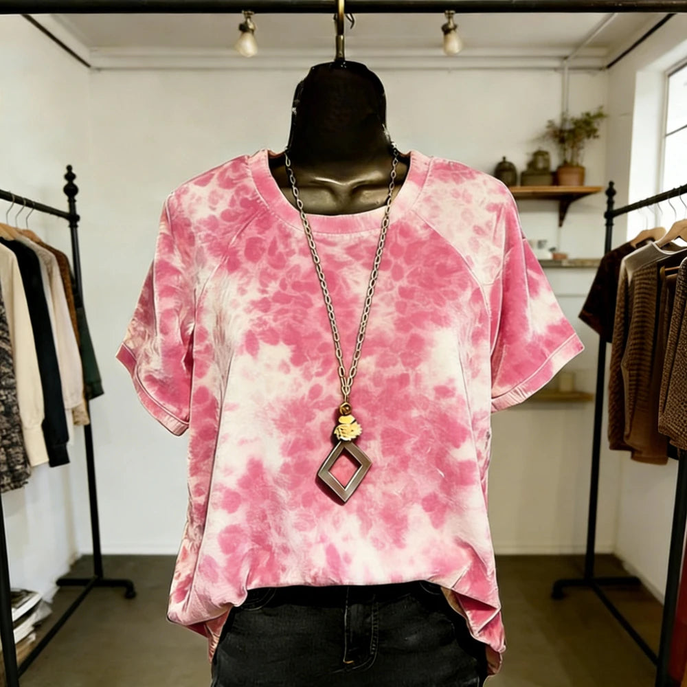 🐆🌈 **Gradient Animal Print Oversized Tee ✨💖**