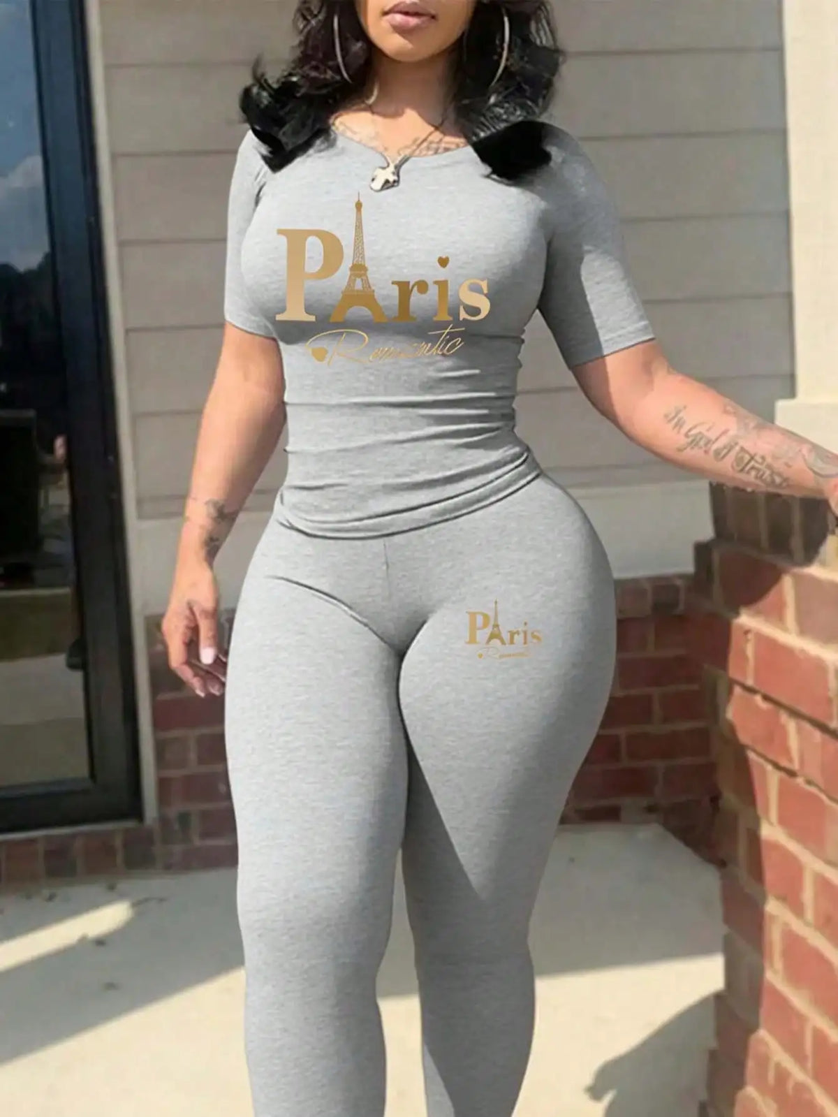 🇫🇷✨ **Paris Chic Tee & Pants Set 🗼💕**