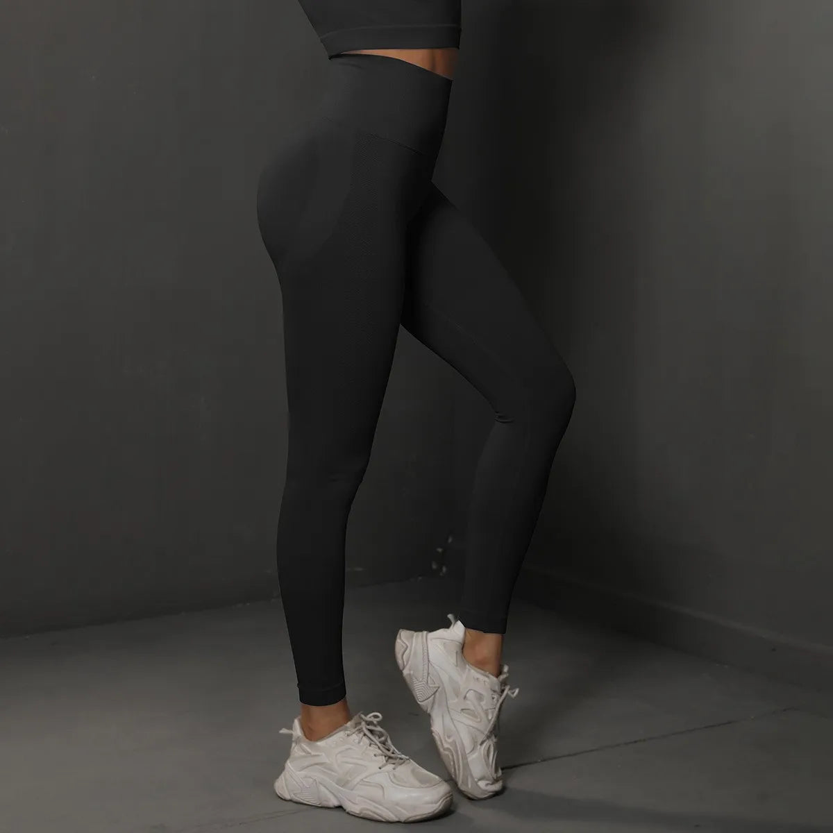 SculptFlex High Wasted Scrunch Leggings