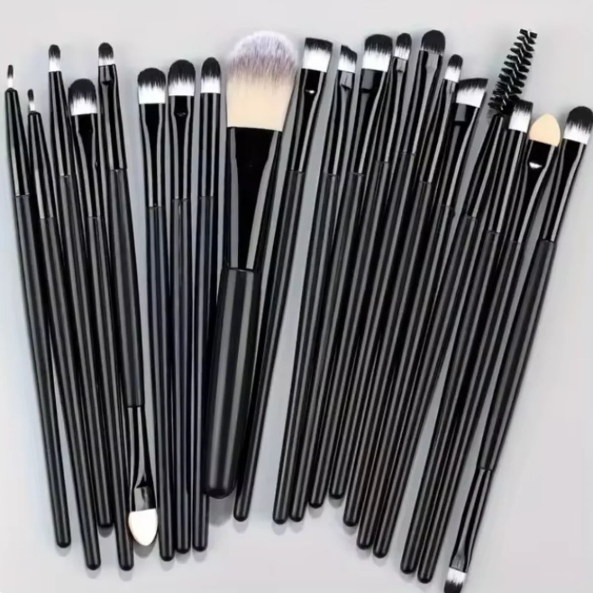 20Pcs Makeup Brush Set Eyeliner Brush Blending Brush Makeup Brushes for Cheeks Eye Cosmetic Foundation Brush Make Up Brushes Set