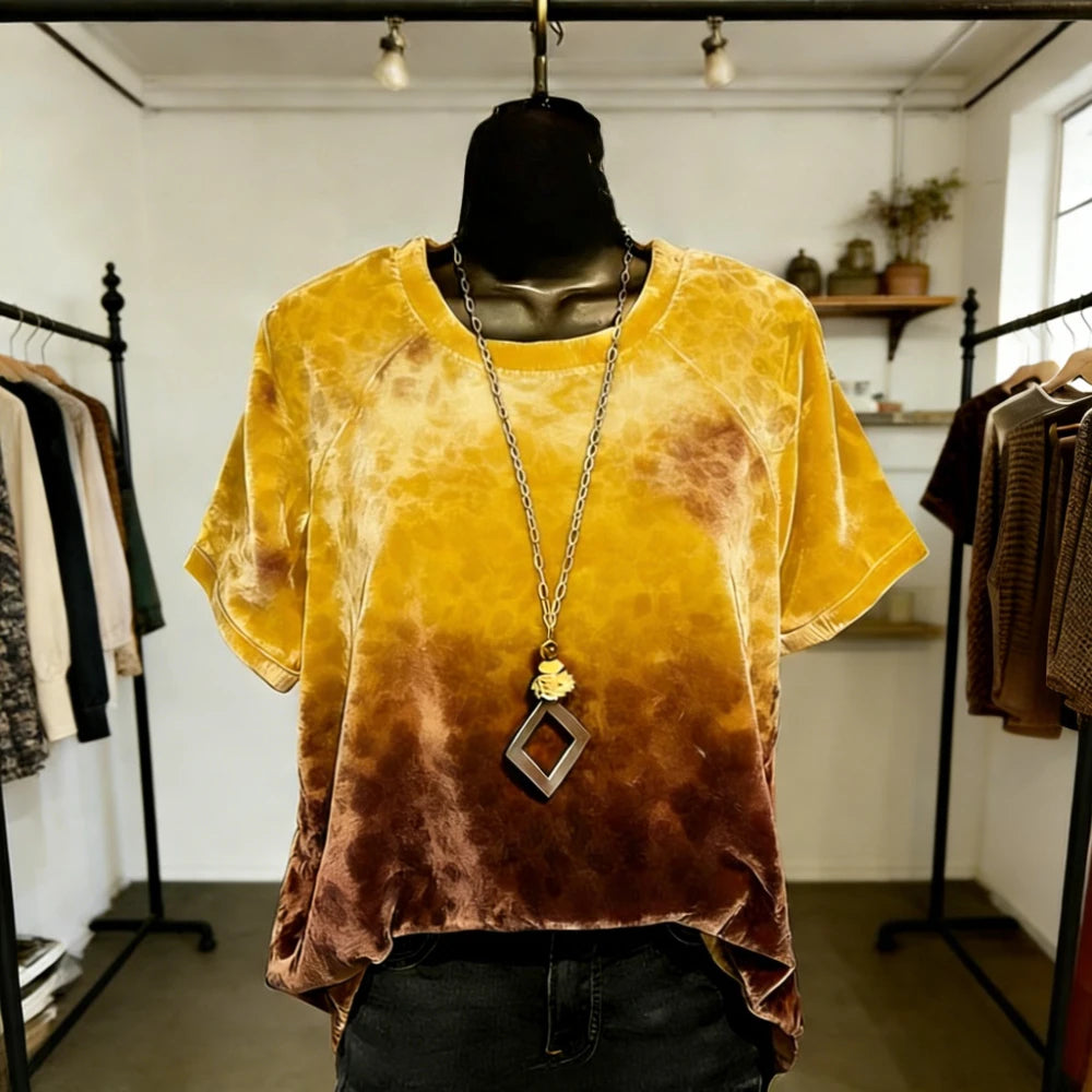 🐆🌈 **Gradient Animal Print Oversized Tee ✨💖**