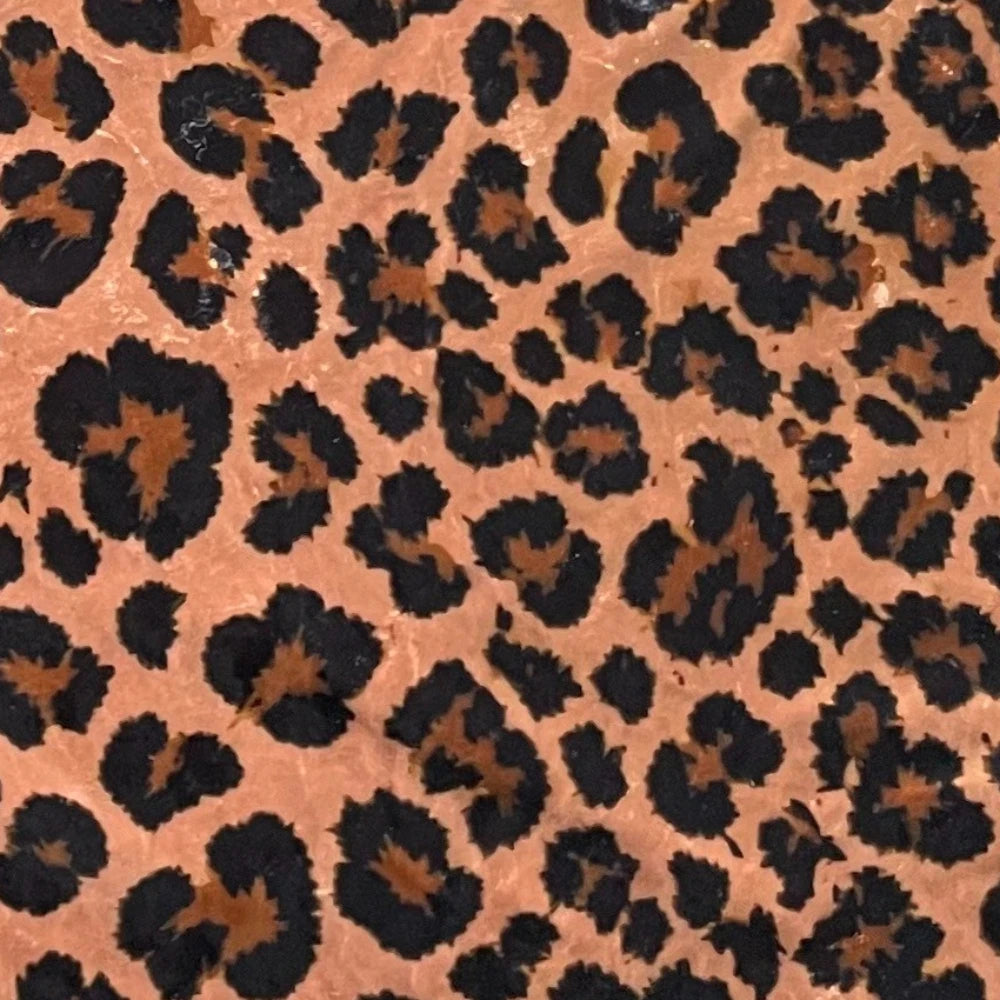 🐆🌈 **Gradient Animal Print Oversized Tee ✨💖**
